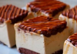 Zrobisz je w kilka minut. Ciasto cappuccino bez pieczenia