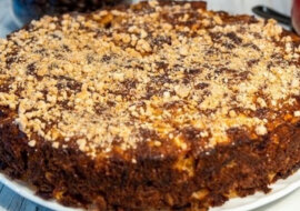 Szarlotka jabłkowa z płatkami owsianymi. Bardzo smaczna i zdrowa