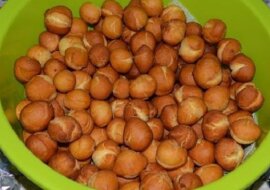 Pączki na skondensowanym mleku. Proste w przygotowaniu