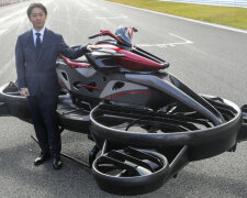 Pierwszy latający motocykl trafił do sprzedaży. Ale nie jest to wcale tania rzecz