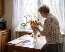 Po pogrzebie męża poszłam do banku w Kaliszu zamknąć jego konto. Urzędniczka powiedziała, że zostało czterysta dwanaście złotych, bo czterdzieści jeden tysięcy z lokaty przeszło już z dyspozycji na wypadek śmierci na wskazaną osobę