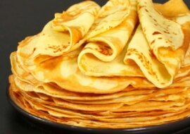 Sekret wyjątkowo pysznych naleśników – odrobina ziemniaków do ciasta na naleśniki