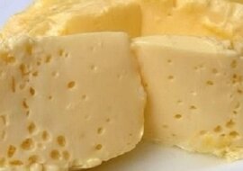 Ten przepis zrobi furorę w Twoim domu: omlet gotowany w woreczku. Bardzo delikatny