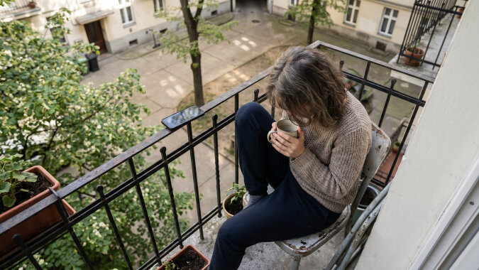 Dostałam wiadomość na Facebooku od nieznanej kobiety. Napisała: "Przepraszam, że piszę, ale chciałam, żebyś wiedziała, że Twój mąż powiedział mi, że jest wdowcem"