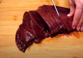 Jak gotować wątrobę, aby była soczysta. Wychodzi delikatna i miękka