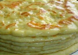 Bardzo smaczne chaczapuri na patelni. Pycha