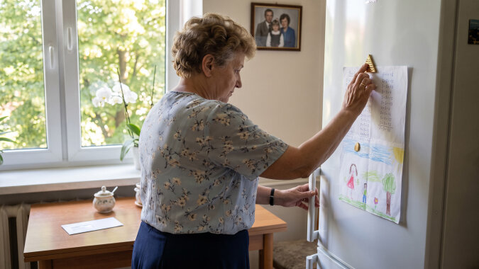 Syn od wiosny pożycza ode mnie "do pierwszego" - "ledwo ciągniemy, mamo". W niedzielę pod kościołem jego teściowa podziękowała mi, że wychowałam "takiego dobrego syna": dzieci zafundowały im tydzień w Egipcie
