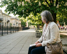 Przez pięć lat dawałam synowej po tysiąc złotych miesięcznie na wnuka - na jedzenie, ubrania, kółka. Kiedy syn się z nią rozwiódł, zapytałam, czy mogę odwiedzać wnuka jak dawniej