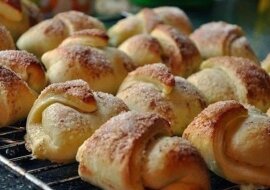 Rogaliki z jabłkami. Pyszne i aromatyczne
