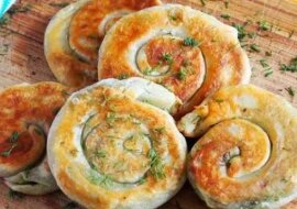 Lepioszki z ziołami. Pyszna przekąska