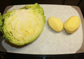 Nie robię kotletów z kapusty: mieszam kapustę z ziemniakami - i na patelnię, jest tak łatwiej i szybciej