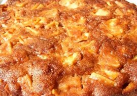 Szarlotka z miodem to hit jesieni