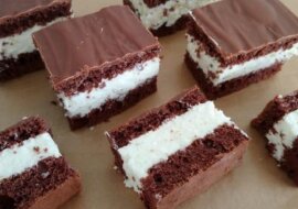 Ciasto mleczna kanapka z kremem śmietankowo-jogurtowym. Pycha