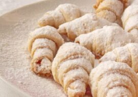 Kruche rogaliki z dżemem. Po prostu rozpływają się w ustach