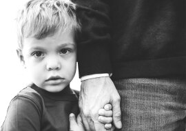 "Mąż przyprowadził do domu swojego 7-letniego syna": Nie wiem co mam teraz robić