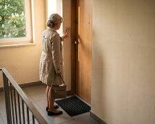 Kupiłam wnuczce pianino, bo marzyła o lekcjach muzyki. Przez rok woziłam ją na zajęcia w każdy wtorek. W czerwcu synowa sprzedała pianino bo "zajmowało miejsce w pokoju"