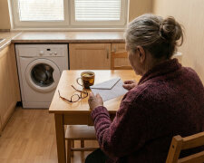 Zięć pożyczył ode mnie osiem tysięcy na naprawę samochodu. Minął rok, nie oddał złotówki. Kiedy przypomniałam, córka zadzwoniła i powiedziała, że robię im przykrość. Że rodzina nie liczy pieniędzy