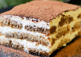 Wspaniałe tiramisu: delikatny i pyszny włoski deser