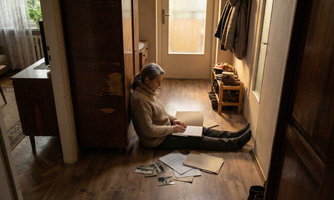 Po śmierci mamy znalazłam w jej szafie teczkę z rachunkami. Opłacała czynsz za mieszkanie brata przez ostatnie jedenaście lat