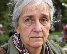 "Córka mówi: Przecież to normalne, że babcia pomaga": A ja coraz częściej czuję, że moje życie już nie jest moje