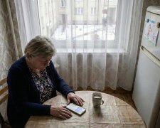 Dałam synowej 40 tysięcy na wkład własny do mieszkania. Umówiliśmy się ustnie, że oddadzą w ratach. Minęły cztery lata. Kiedy przypomniałam, syn powiedział: „Mamo, nie rób z siebie ofiary".