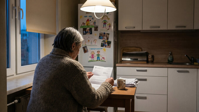 Córka wzięła telefon na mój dowód - "bo jej nie dadzą, ma złą historię w BIK". Miał być jeden telefon. Wczoraj przyszło pismo o trzech niespłaconych ratach za sprzęt, o którym pierwszy raz słyszę