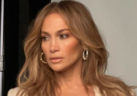 Ruch królowej: fantastyczny wizerunek Jennifer Lopez w Wenecji