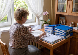 Odchodząc w 2011 roku, mąż zostawił mi mieszkanie z kredytem we frankach i powiedział: "Radź sobie, jesteś mądra". Piętnaście lat spłacałam raty, sześć z nich na dwóch etatach. We wrześniu przyszedł z sądu odpis jego wniosku o podział majątku