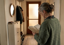 Córka z mężem budowali dom. Przez trzy lata dawałam im co miesiąc po dwa tysiące - "na materiały, mamo, oddamy jak się wprowadzimy"