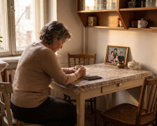 Sprzedałam mieszkanie po mamie i dołożyłam synowi do kredytu - sto tysięcy. Mają nowe mieszkanie z pokojem gościnnym. Kiedy zapytałam, czy mogę przyjechać na święta, syn powiedział, że pokój gościnny zajmują rodzice synowej