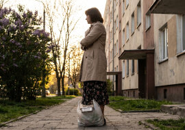 Pożyczyłam siostrze pieniądze na operację jej męża. Kiedy po pół roku zapytałam o zwrot, usłyszałam: "Myślałam, że rodzina sobie pomaga, a nie liczy"