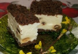 Sernik z okruszkami kakao. Prosty i smaczny serniczek