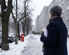 Mąż zmarł, a ja dalej dostawałam jego pocztę. W grudniu przyszła kartka świąteczna z Gdańska, podpisana "Twoja Hania i nasze wnuki"