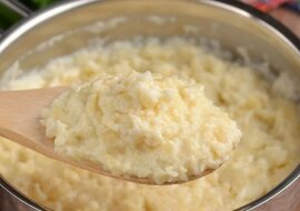 Do takiej kaszy i płatków nie potrzeba. I robi się w 3 minuty