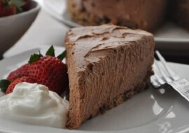 Ratunek dla miłośników słodyczy: sernik czekoladowy