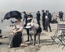 Jak odpoczywali nad wodą w przeszłości: zdjęcia historyczne