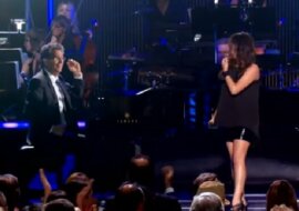 Nawet pianista nie mógł tego wytrzymać, gdy ona zaśpiewała tę nutę. Wżyciu nie słyszał brzmienia takiego głosu