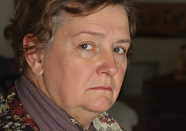 Przyjęłam do domu kuzynkę w potrzebie, a po kilku miesiącach odkryłam, że mnie okrada