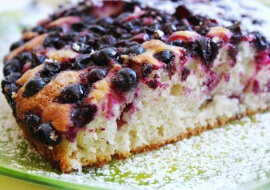 Bardzo smaczne i łatwe do zrobienia ciasto z czarnej porzeczki
