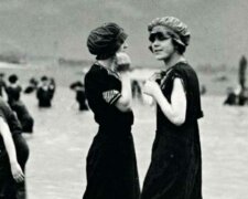 16 zdjęć, które przedstawiają relaks na plaży 100 lat temu
