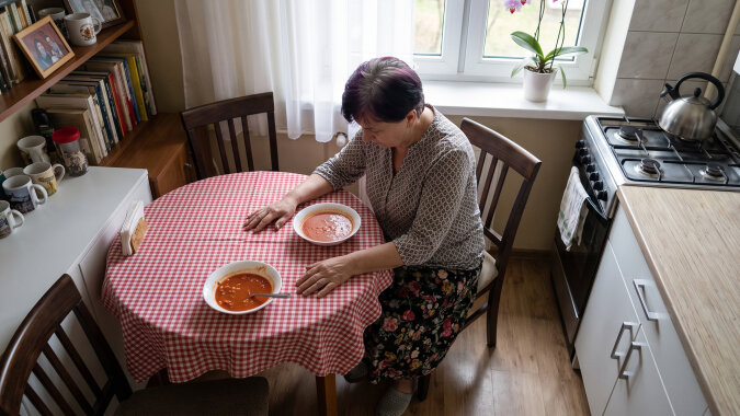 We wrześniu przyszedł kominiarz z dorocznym przeglądem. Ucieszył się na widok męża, że drugi raz w tym tygodniu się widzą - w piątek robił przegląd "u pana", na Konopnickiej. Mąż mówi, że na Konopnickiej "nikogo nie zna"
