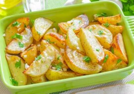 Ziemniaki z piekarnika po grecku: są tak pyszne, że nie będziesz potrzebował ani mięsa ani sałatki