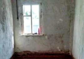 Rodzina kupiła zniszczony dom we wsi i odrestaurowała go