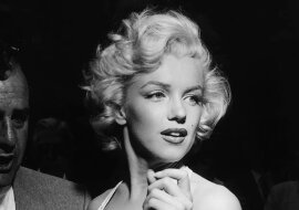 Bała się, że będzie taka sama: historia relacji Marilyn Monroe z matką
