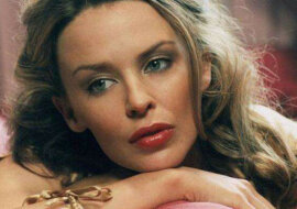 Kylie Minogue została zauważona na spacerze w Londynie