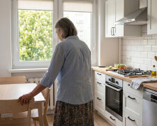 Syn wyremontował mi kuchnię za swoje pieniądze. Ładnie, nowocześnie, wszystko nowe. Przez dwa lata przy każdym spotkaniu powtarzał, ile to kosztowało