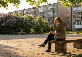 Dałam siostrze pieniądze na kaucję za mieszkanie, bo płakała i mówiła, że nie ma gdzie spać. Po dwóch tygodniach zobaczyłam na jej Facebooku zdjęcia z wakacji w Egipcie