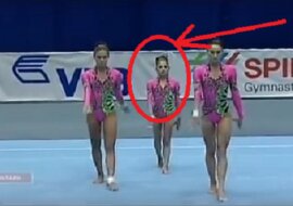 To co zrobili tej dziewczynce jest niewiarygodne. Koniecznie zobacz nagranie, które wszystkich zaskakuje