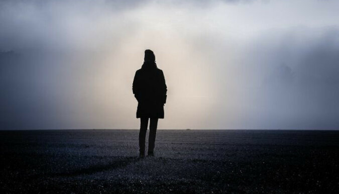Przyczyny braku życia osobistego: 5 nawyków, które prowadzą do samotności