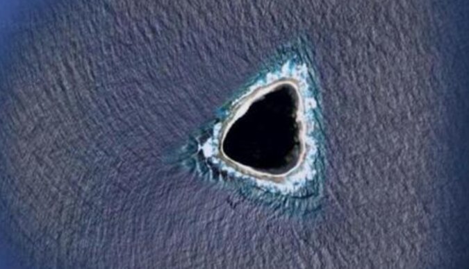 Tajemnicza „czarna wyspa” wprawia w zakłopotanie użytkowników Google Maps